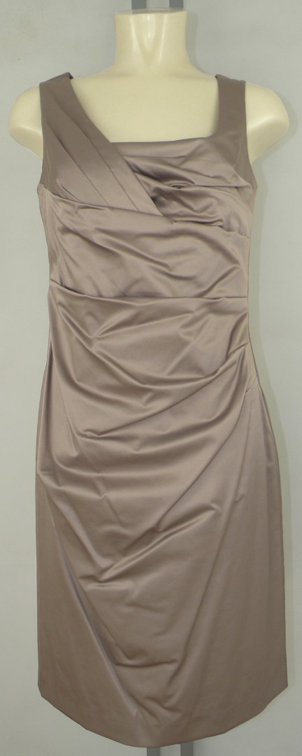 Etuikleid aus Stretchsatin in Taupe