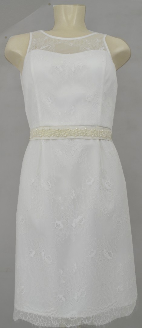 Mittellanges Brautkleid in ivory white