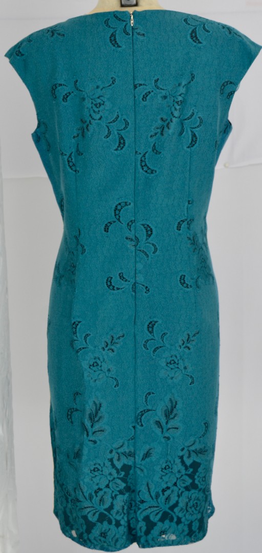 Edles Kleid in dark türkis