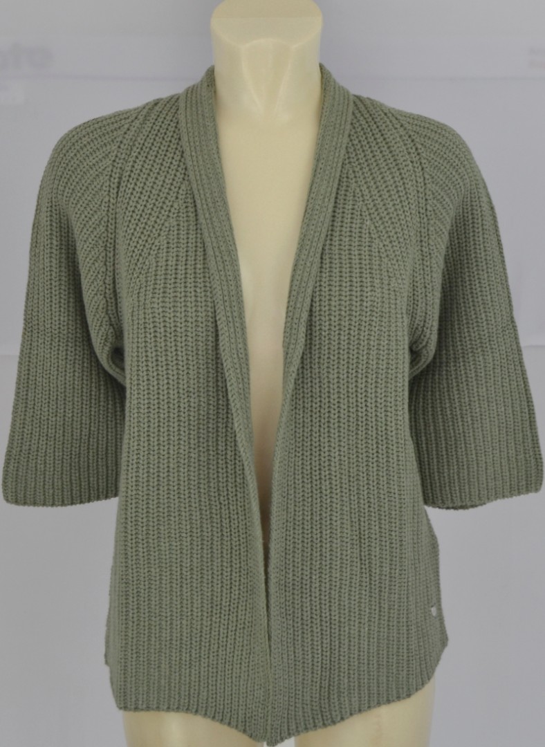 1/2 Strickjacke in oliv