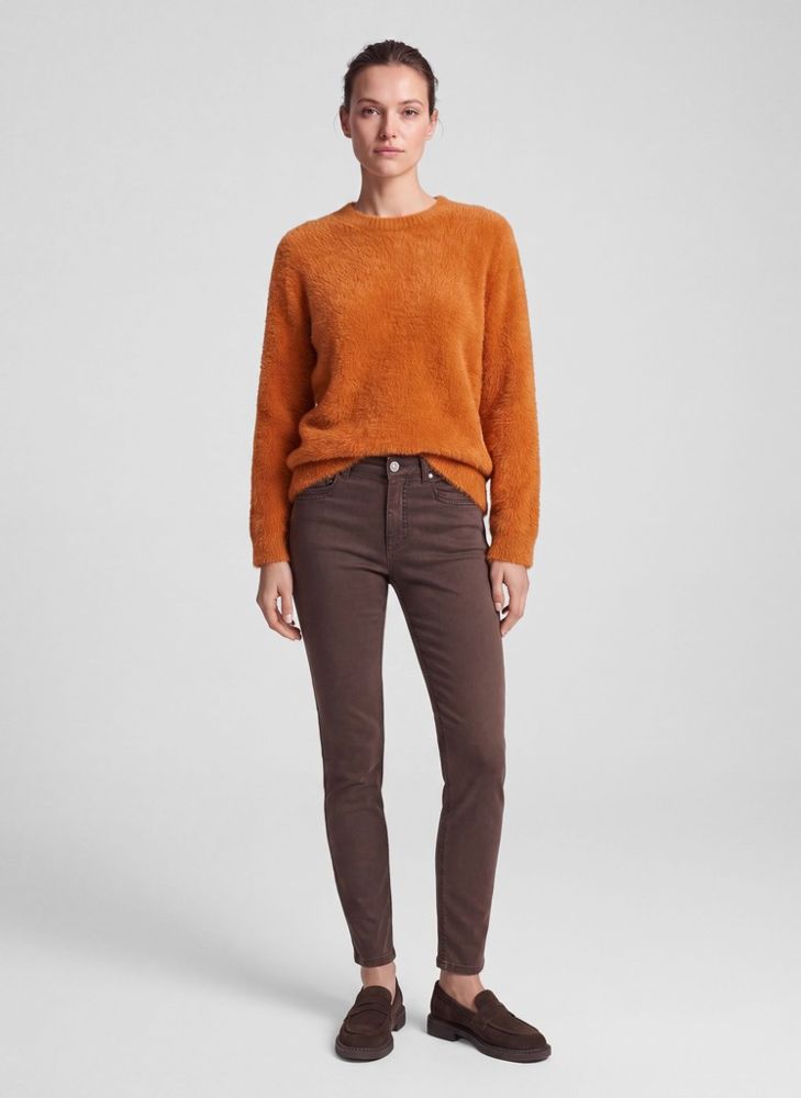Flauschiger Pullover in uni muskat