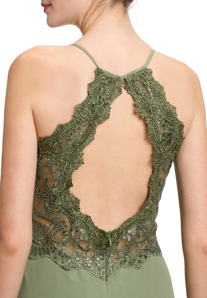 Langes Ballkleid in autum green