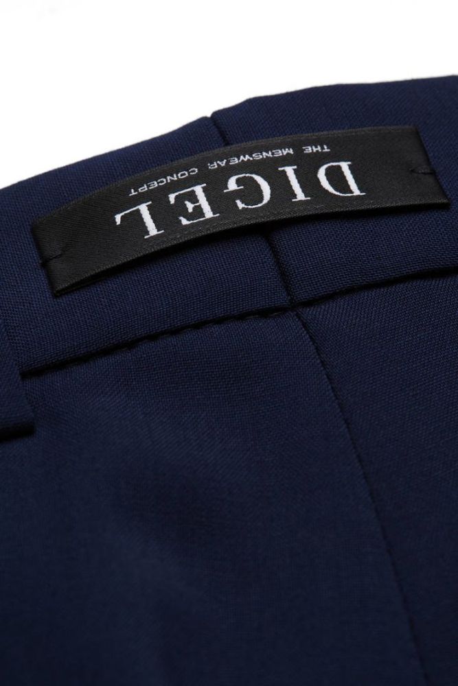 Anzughose in mittel blau mit feiner Struktur