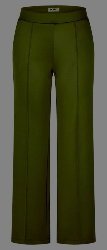 Hose in olive