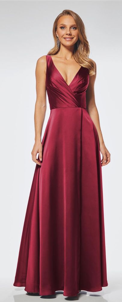 Langes Ballkleid in Bordeaux mit Glanz