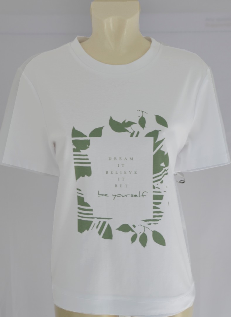 1/2 Arm Shirt in hart-weiß mit Print