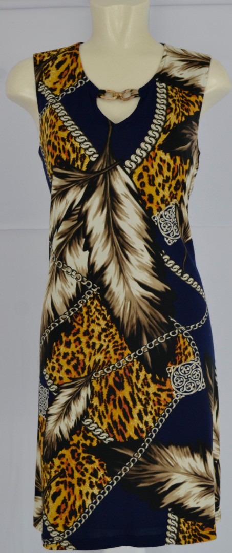 Sommerliches Kleid im Leo Dessin
