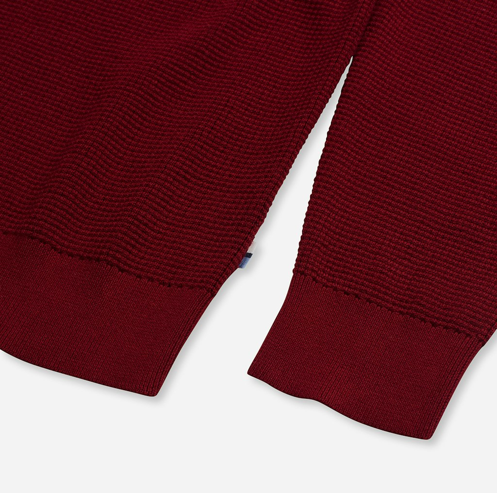 Pullover mit  rundem Ausschnitt in beere