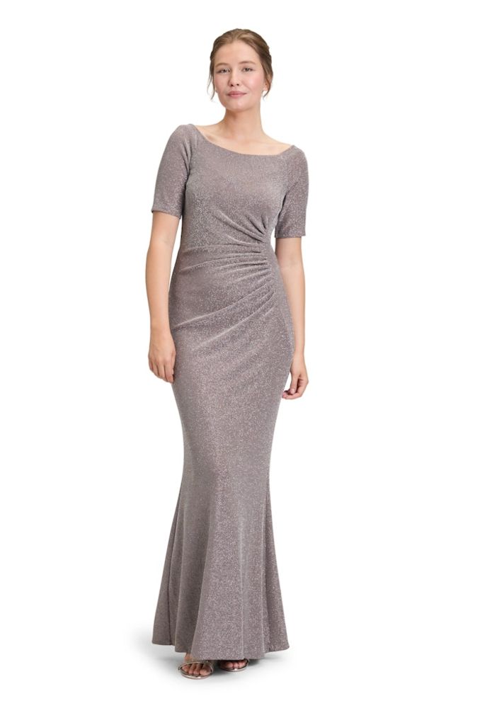 Langes Ballkleid in Taupe/Silver