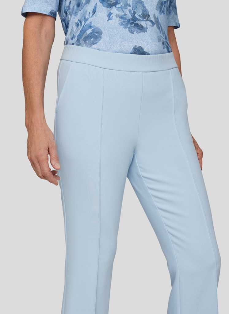 Edle Stoffhose in pastellblau