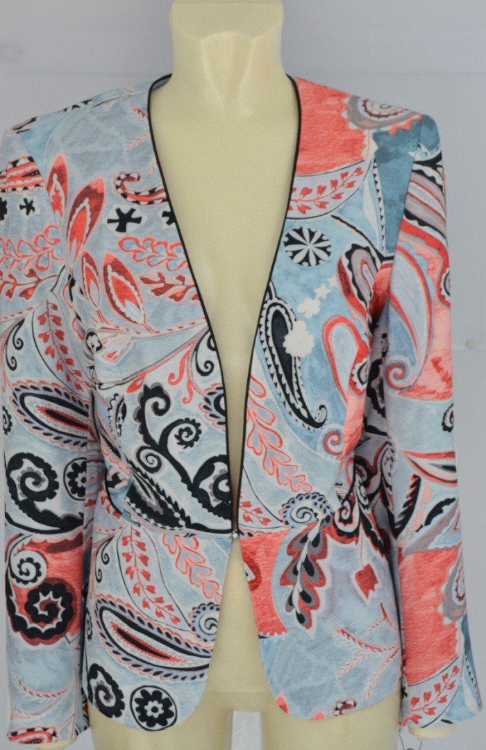 Blazer Jacke in stahlblau-coralle-rosa floral gemustert