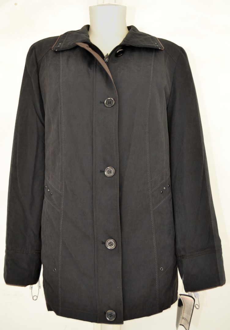 Warme Outdoor Jacke in schwarz