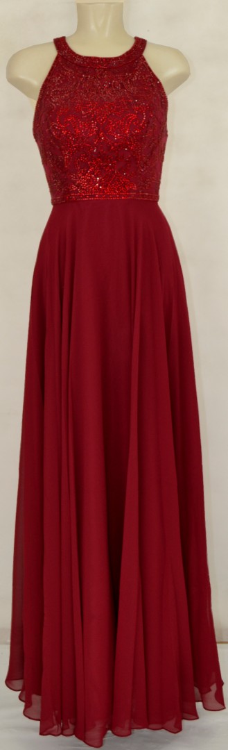 Langes Ballkleid in kirschrot