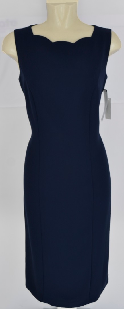 Mittellanges Kleid in marine