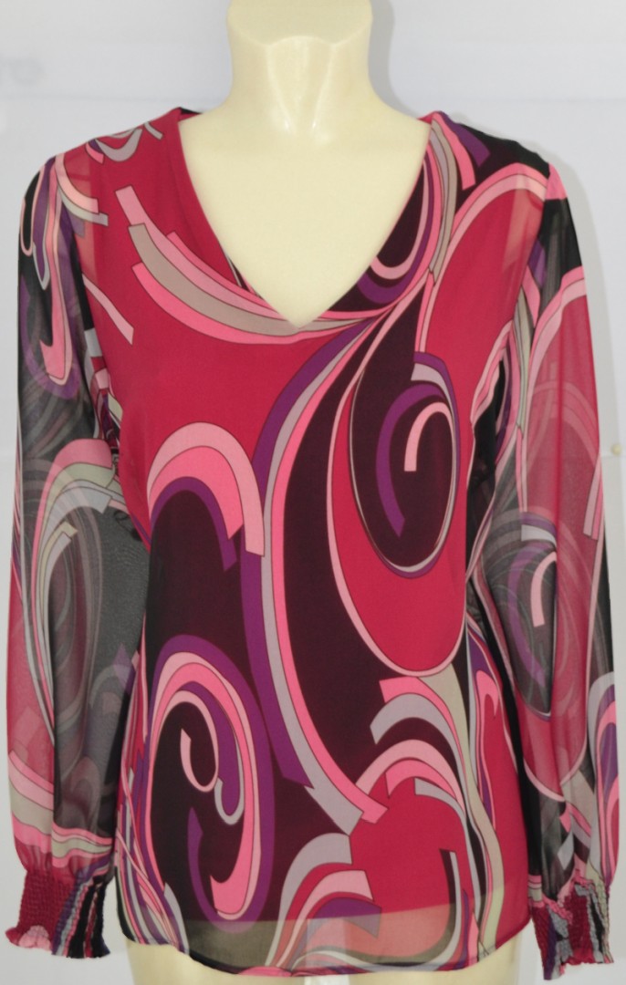 Festliches Shirt in mehrfarbig gemustert