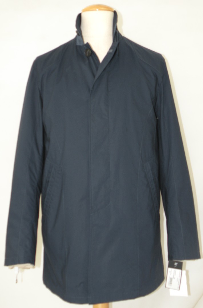 Leichter Kurzmantel in blau