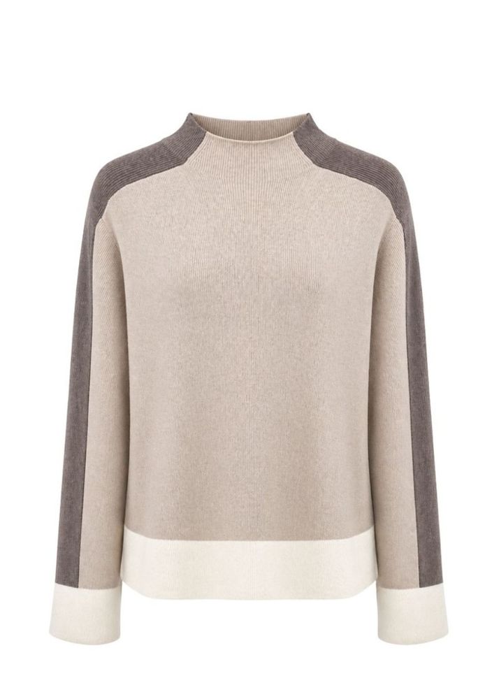 Pullover mit turtle Kragen in cream