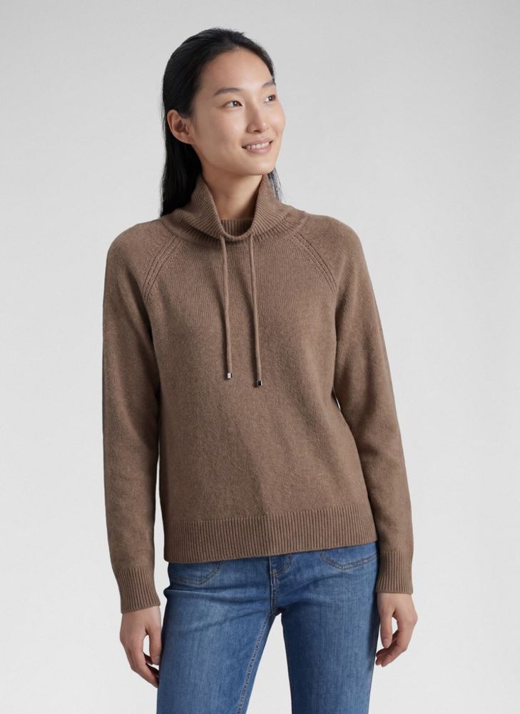 Pullover in taupe