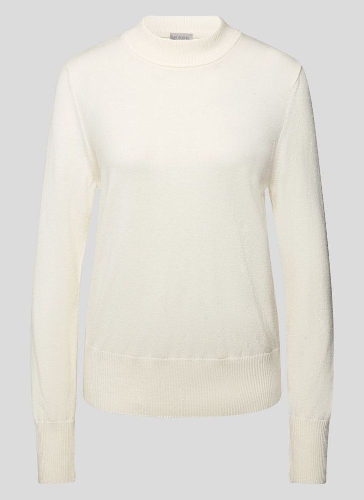 Turtle Pullover in ecrue