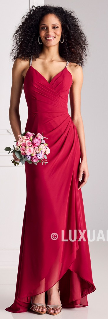 Langes Ballkleid in beere