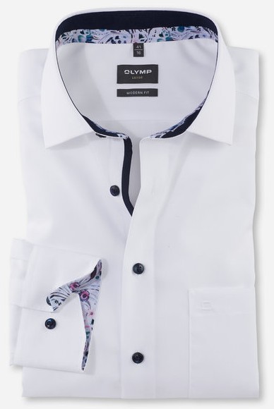 Business -und Freizeithemd in weiß mit Ausputz