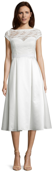 Mittellanges Brautkleid in ivory white