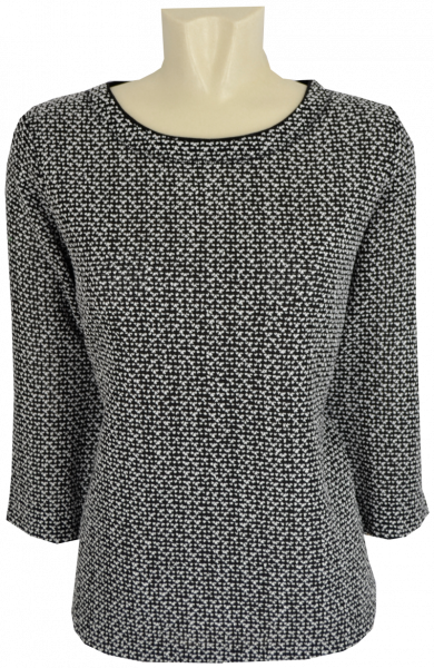 Leichter Pullover in schwarz-weiß gemustert
