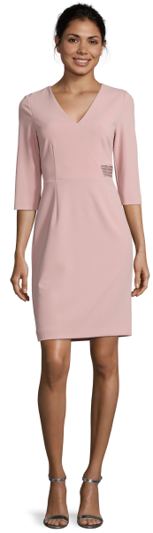 Mittellanges Kleid in clanic rose