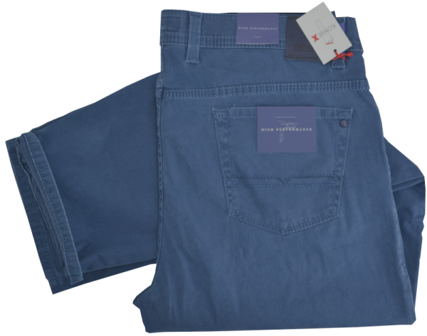 Leichte Kurzleib Jeans in mittel blau